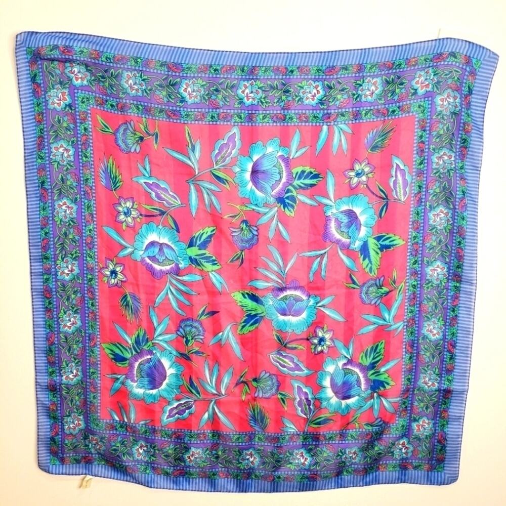 Berkshire Floral Scarf 100% Polyester made in Italy